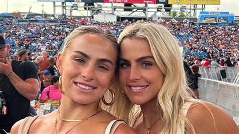 cavinder twins bikini|Cavinder twins hit SI Swimsuit runway after announcing Miami。